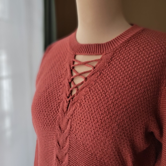 Noir Rust Terracotta Cable Knit Lace-Up V-Neck Sweater Size M - Picture 3 of 7